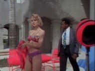 Naked Deborah Rennard In Silk Stalkings
