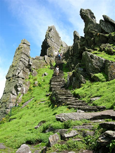 Skellig Islands 2, Ireland - GoVisity.com