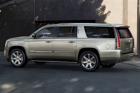 Used Cadillac Escalade Esv For Sale Pricing Features Edmunds