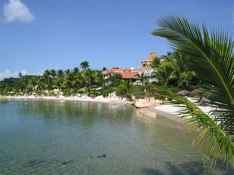 Coco Reef Resort & Spa Trynidad i Tobago Tobago - opis oferty - Fly.pl