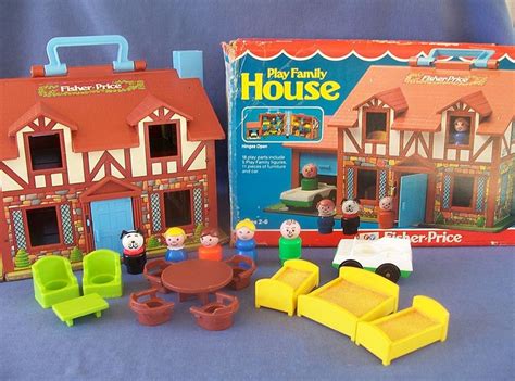 Fisher Price Family House - I loved this! | Vintage fisher price toys ...