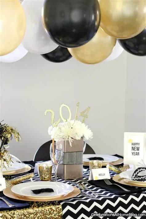 18 Awesome Ideas for New Year’s Eve Party Decorations