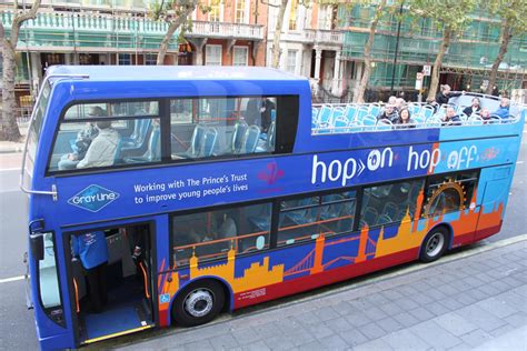 Hop On Hop Off London Bus Tour 24hrs Ticket And Westminster Abbey London