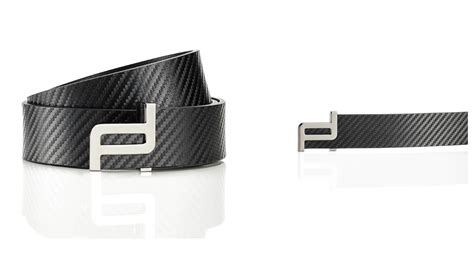 Must-Have Accessories From 2022 Porsche Design Family & Friends Shop ...