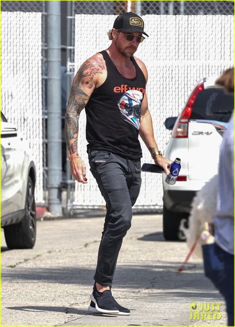 Dax Shepard Shows Off Tattooed Muscles While Out Running Errands in L.A ...