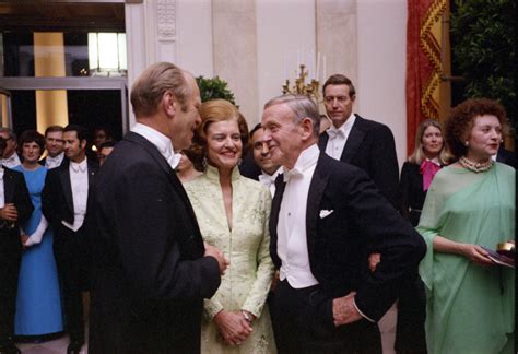 Foto Von Pr Sident Gerald R Ford Und First Lady Betty Ford Im Gespr Ch