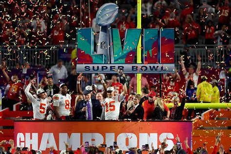 Kansas City Gan El Super Bowl Ante Philadelphia Eagles En Un