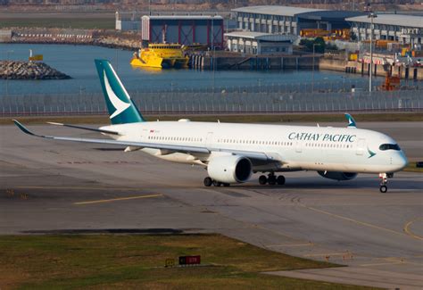 B Lrs Cathay Pacific Airbus A By Thomas Tse Aeroxplorer