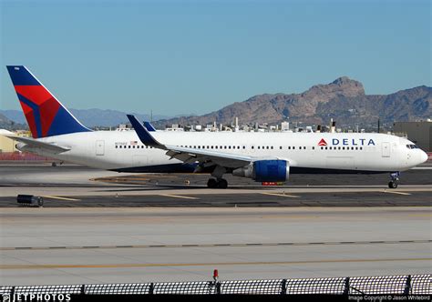 N176DZ Boeing 767 332 ER Delta Air Lines Jason Whitebird JetPhotos