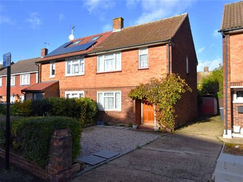 2 Bed Semi Detached House For Sale In South Road Hanworth Middlesex