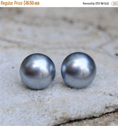 Sample Sale Tahitian Pearls Gray Pearl Earrings By Mashugana