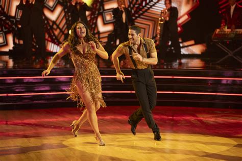 Who Won Dancing With The Stars Season 33 Winner Best Moments