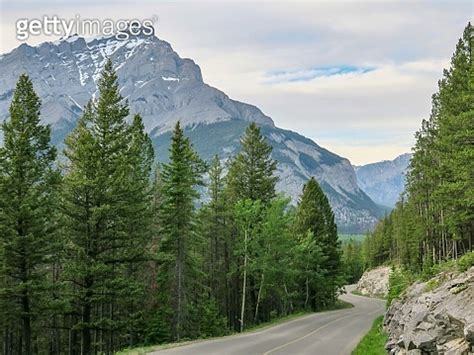 The Most Scenic Road Trip In Canada Through The Rocky Mountains