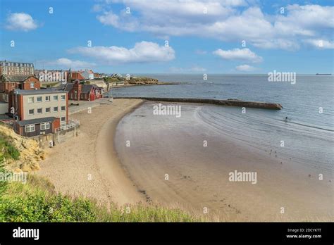 Tynemouth beach hi-res stock photography and images - Alamy