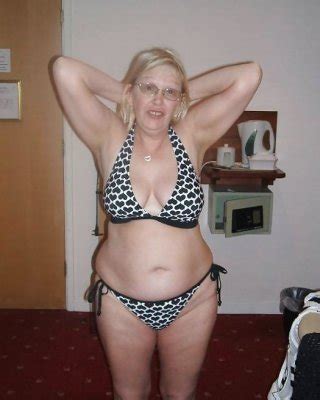 Swimsuits Bikini Bra Bbw Mature Dressed Teen Big Huge Porn Pictures XXX Photos Sex Images
