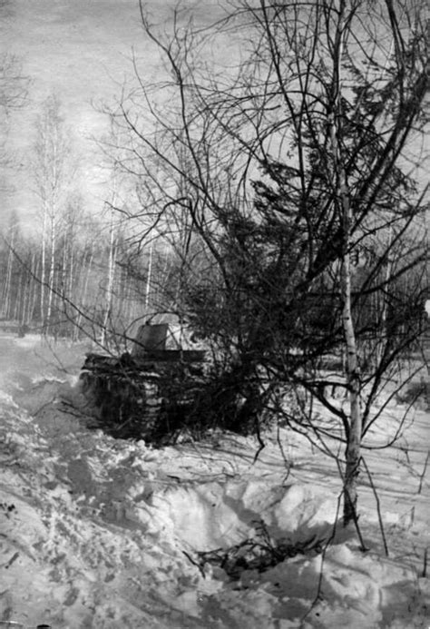 Tank Archives On Twitter KV 1 Tank Ramming A Tree The Turret Is