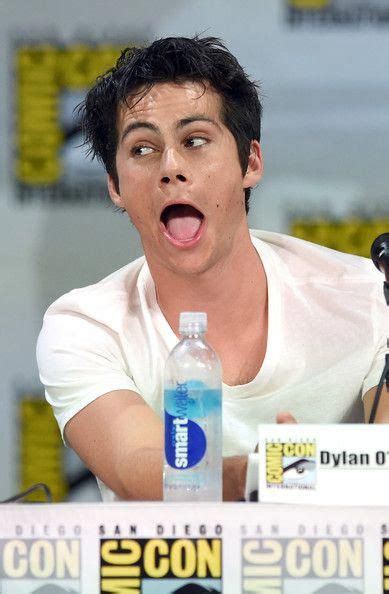 Dylan O Brien Photostream Dylan O Brien Heißeste Schauspieler Teen Wolf Schauspieler