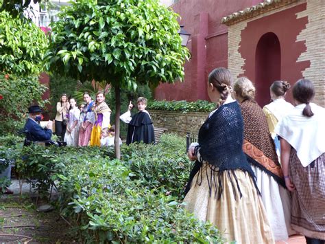 L Altar Del Carme Representa Un Miracle De Sant Vicent Cvc