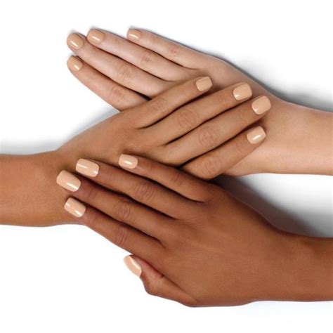 Comment Choisir Un Vernis Ongles Nude Selon La Couleur De Votre Peau Manucure Mode Et