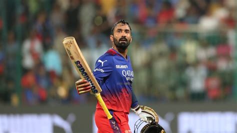 Dinesh Karthik Joins Paarl Royals Becomes First Indian Cricketer In