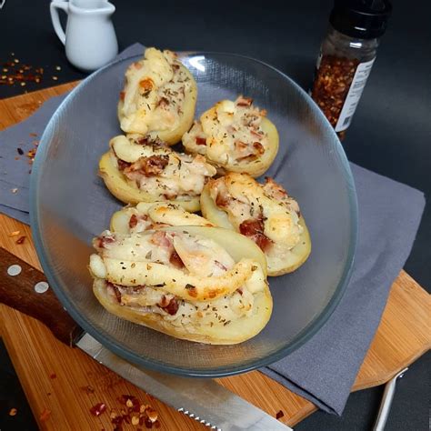 Batata Recheada Com Calabresa E Bacon Receiteria