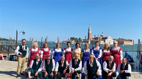 Il coro Città di Forlì a Venezia un concerto itinerante in laguna