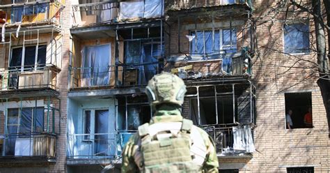 Guerre En Ukraine Plusieurs Milliers De Soldats Russes Auraient