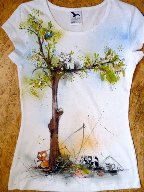 Fabric Paint DIY: Tree and Animal Image on White T-Shirt