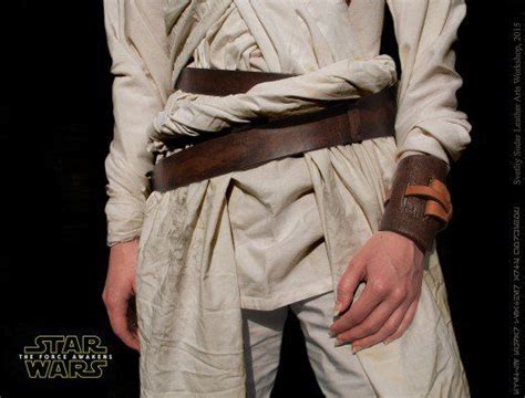 How to Make Your Own Star Wars Rey Costume | Rey star wars costume, Rey ...