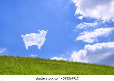 57 632 Sheep And Cloud Images Stock Photos Vectors Shutterstock