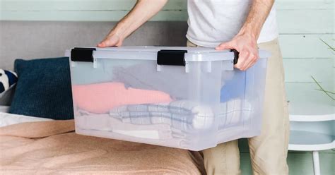 12 Best Storage Containers With Lids For Clothes For 2024 | Storables