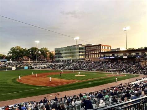 Columbia Fireflies Baseball - Lake Murray Country