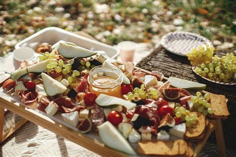 Picnic ideas and essentials for the best day at the park