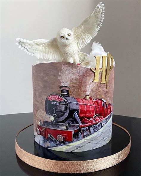 Terrific Hedwig And The Hogwarts Express Cake Between The Pages Blog