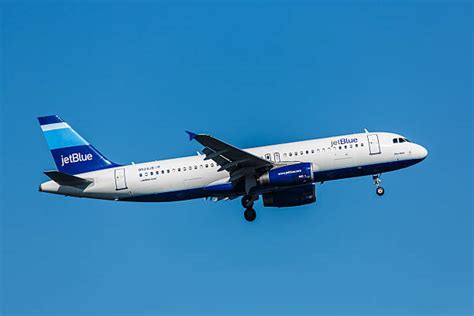 50+ Airbus A320 Jetblue Takes Off From Jfk Airport Stock Photos, Pictures & Royalty-Free Images ...