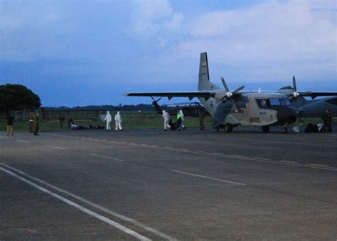 Cuerpos De Disidentes De Farc Muertos En Bombardeo En Guainía Fueron Trasladados A La Base De