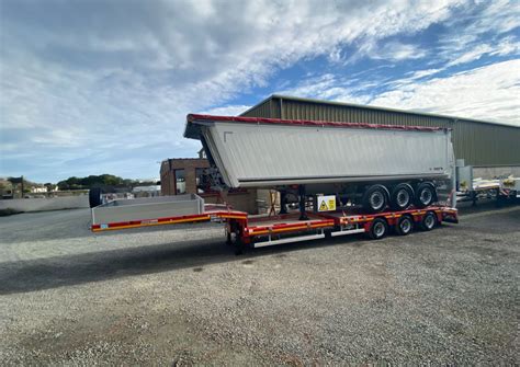 New Schmitz 60 Cubic Yard Bulk Tipping Trailer Ashbourne Truck Centre