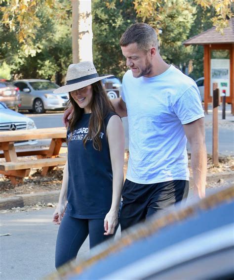 MINKA KELLY and Dan Reynolds Out Hiking in Los Angeles 11/27/2022