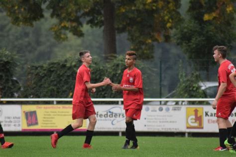 B Junioren Bezirksliga Eschershausen Verliert Knapp In Alfeld Meine