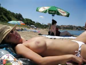 Bulgarian Beach Femmes From Dark Hued River XII ZB Porn