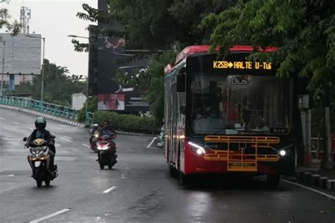 Trans Semanggi Suroboyo Mulai Mengaspal Di Koridor Gantikan Bus