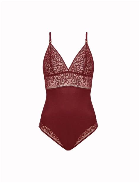 Lingerie rouge sélection de sous vêtements rouges Elle