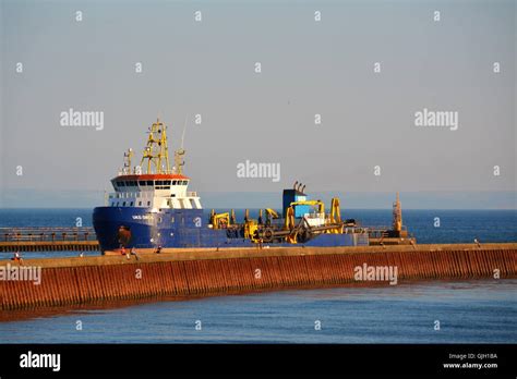 Swansea Wales Uk 16th August 2016 Ukd Orca An Hopper Dredger