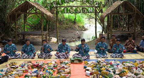 Sambut Ramadan Ini 10 Tradisi Unik Masyarakat Indonesia Di Berbagai Daerah