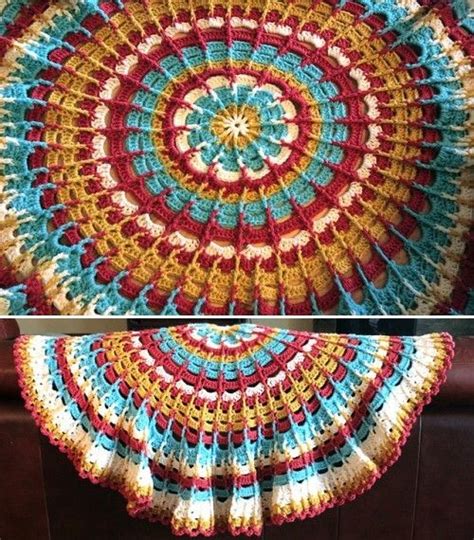 crocheted doily is shown in two different colors