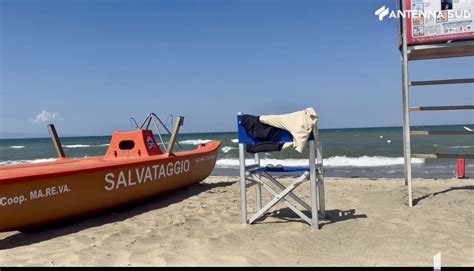 Margherita Di Savoia Bimbo Morto In Spiaggia Disposta Autopsia