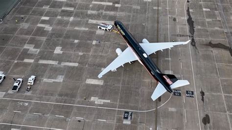 Donald Trumps berühmte Boeing 757 ist wieder in der Luft FLUG REVUE