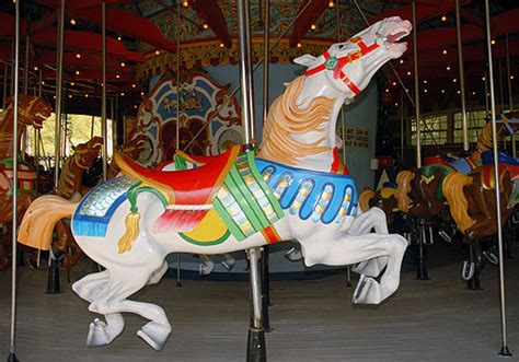 Top 6 Most Popular Carousels In The World Travel Moments In Time