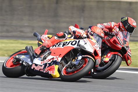 Bagnaia tenía miedo de ser penalizado luchando con Márquez