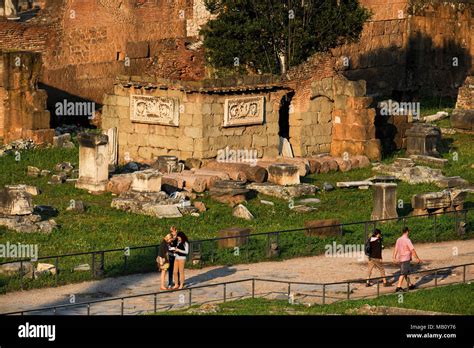 Via Sacra Sacred Road And Basilica Emilia Basilica Aemilia In Foro